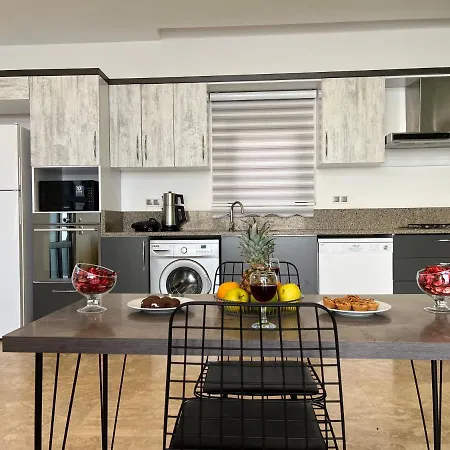 Βίλα With Sea View And Pool For 2 People In Antalya, - Awz 114